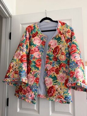 Women's Quilted Floral Teddy Jacket in Multicolor